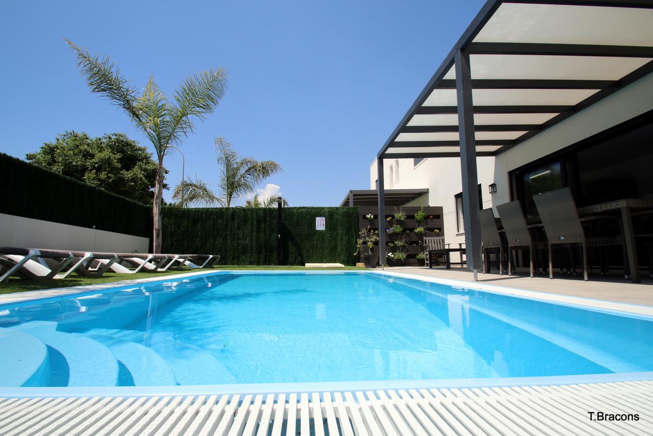 Villa Milos 坎布里尔斯 外观 照片