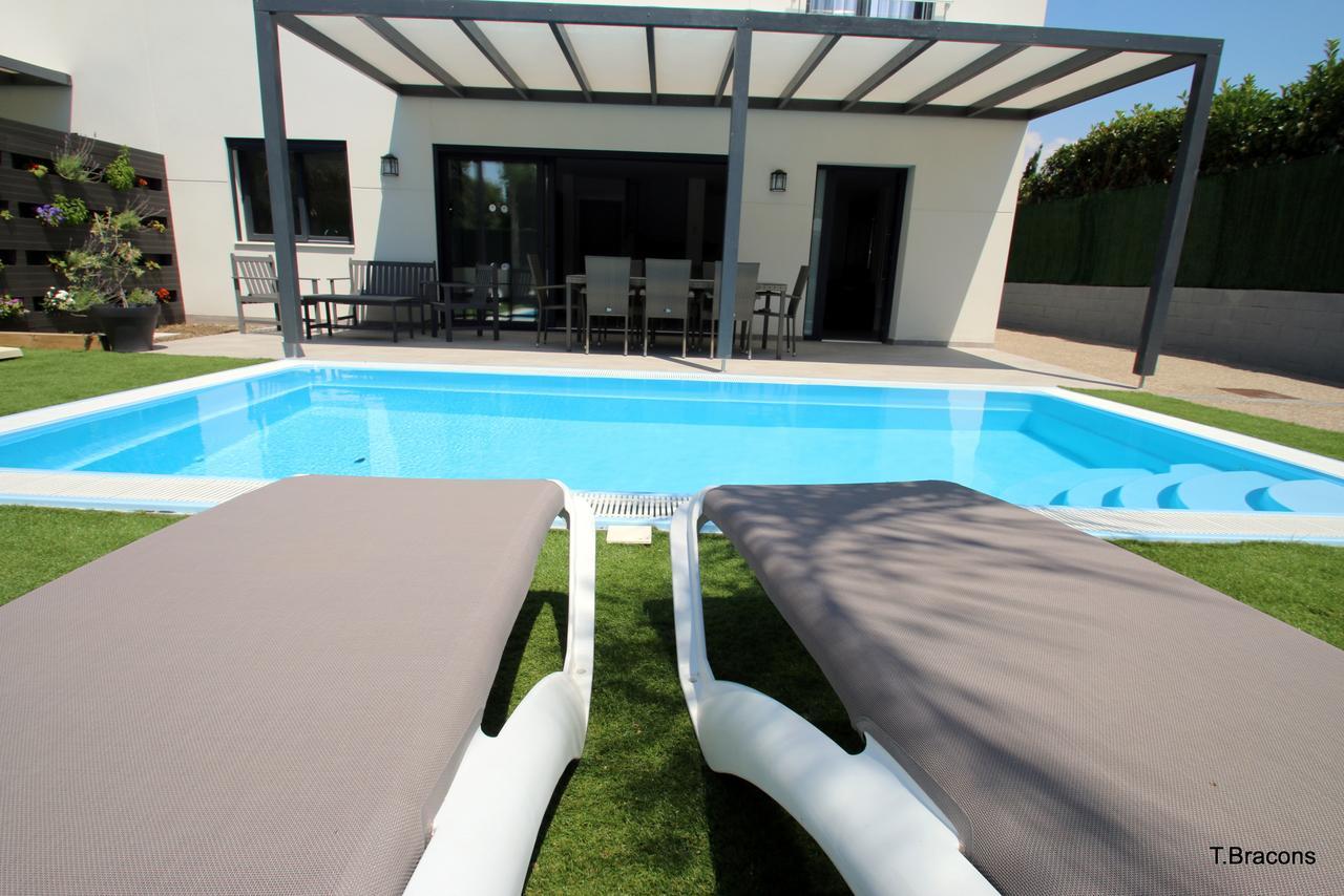 Villa Milos 坎布里尔斯 外观 照片